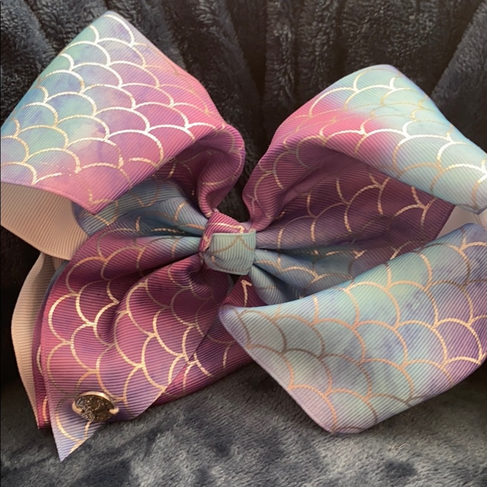 JOJO SIWA bow